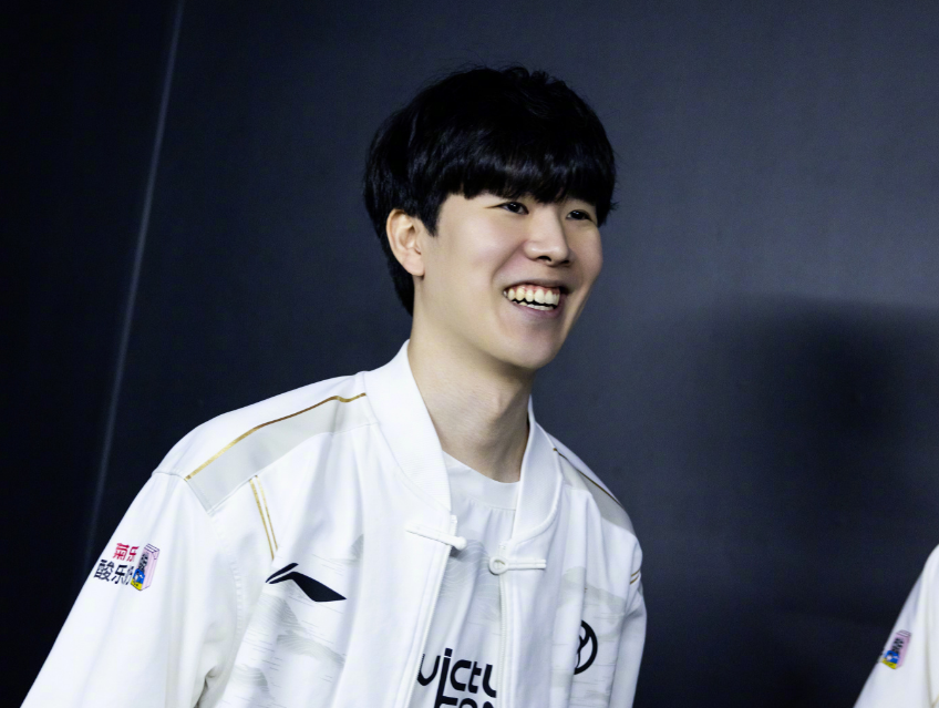 这场比赛成 这场比赛成