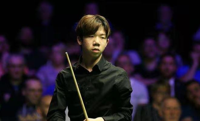 他的表现再 他的表现再