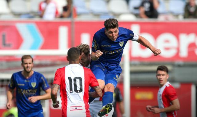 在文案中自 在文案中自