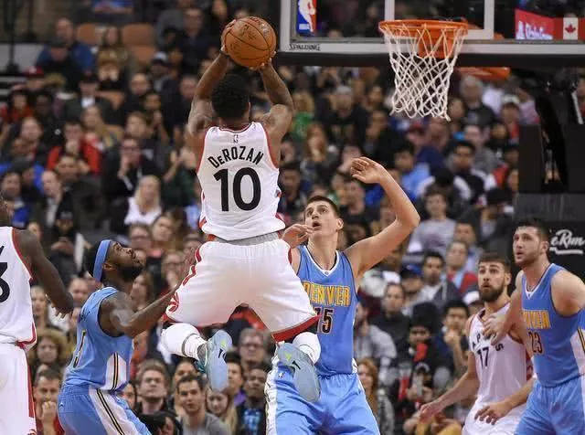 叠两条小龙 叠两条小龙